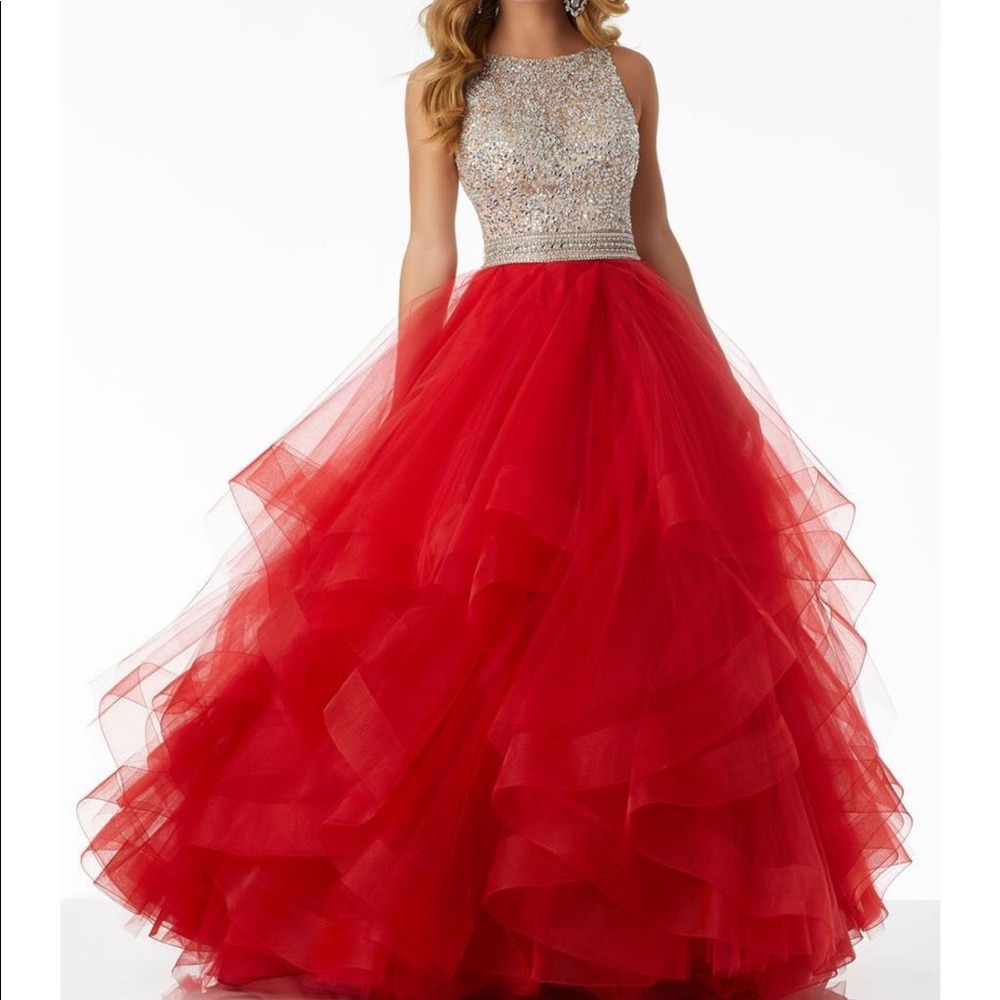 More lee pageant gown